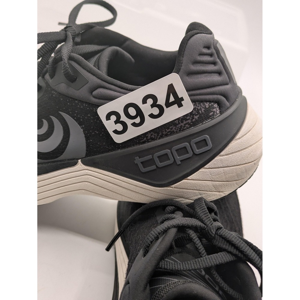 Topo Athletic Ultrafly 5 Shoes Womens Size 8 Black Mesh Lace Up Running Sneakers - Picture 9 of 9